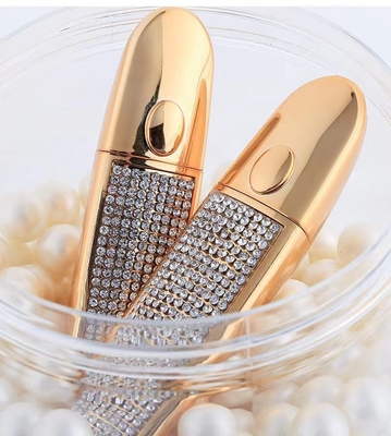 Cariñoso bálsamo labial de dibujos animados nuevo estilo contenedor vacío logotipo personalizado maquillaje cosmético estuche de lápiz labial tubos de embalaje