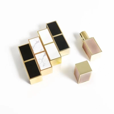 Embalaje de la caja de lápiz labial Precio al por mayor personalizado Presión de labio brillo lápiz labial tubo lápiz labial pantalla soporte con cápsula