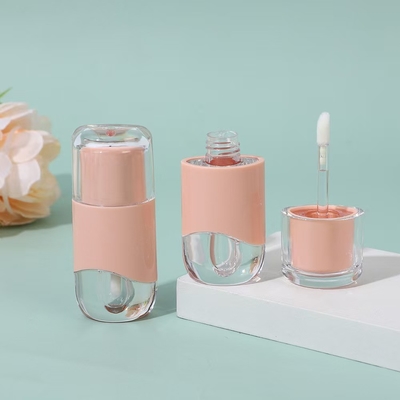 Tubo de lápiz labial vacío de 3.5G personalizado con cerradura de tornillo de sello de goma Tubo de bálsamo labial de plástico para envases de plástico en recipientes cosméticos