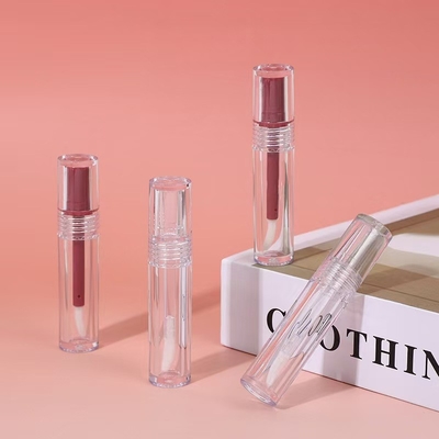 Por mayor, tubo de lápiz labial vacío personalizado de 3.5G con cerradura de tornillo de sello de caucho tubo de bálsamo labial de plástico para envases de recipientes cosméticos