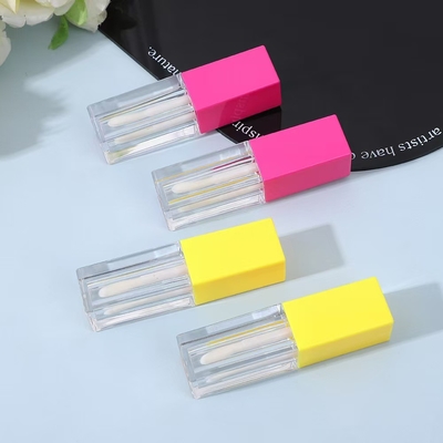 Cariñoso bálsamo labial de dibujos animados nuevo estilo contenedor vacío logotipo personalizado maquillaje cosmético estuche de lápiz labial tubos de embalaje