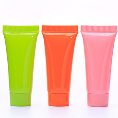 Tubo de compresión de plástico blanco con tapa invertida para limpieza Contenido de la máscara Crema Loción Embalaje Tipo cosmético
