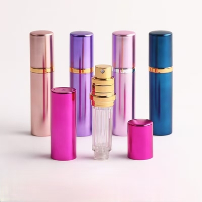 Botella de pulverización de 10 ml Mini pulverizador de perfumes Niebla fina Botella de perfumes recargable