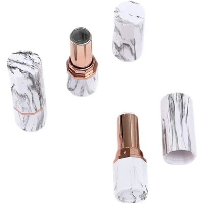 Tubo de bálsamo labial de plástico para envases cosméticos personalizado 4g Tubo de lápiz labial de boca redonda vacío