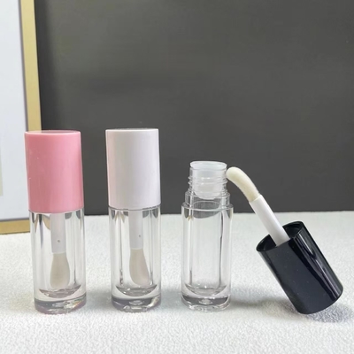 Función Envasado de brillo labial en cuadrado metálico Cosmético con gradiente y varitas