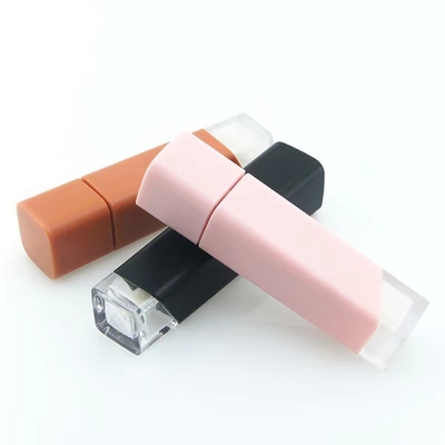 Girar Barra de Brillo Labial Mascarilla Labial Bálsamo Labial Botella Plástica