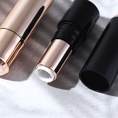 Lápiz labial vacío bañera de lápiz labial plástico tubo de bálsamo labial para envases cosméticos