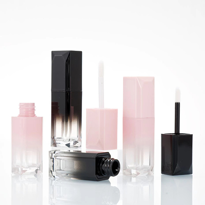 el mejor labial líquido mate de color marrón rojizo oscuro, resistente al agua y de larga duración