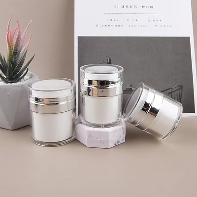 Botella airless de uso común con varias capacidades: 30 ml, 50 ml, 80 ml, 100 ml. Acepta personalización.