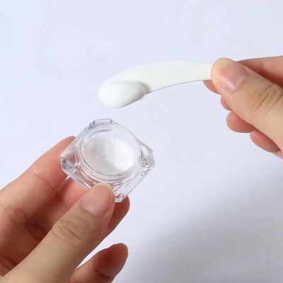 Skirts de viaje portátiles PS Material 3g 5g Jar de crema transparente con opciones de colores múltiples Apoyo a la impresión de seda a color personalizado Usado para el paquete de cuidado de la piel