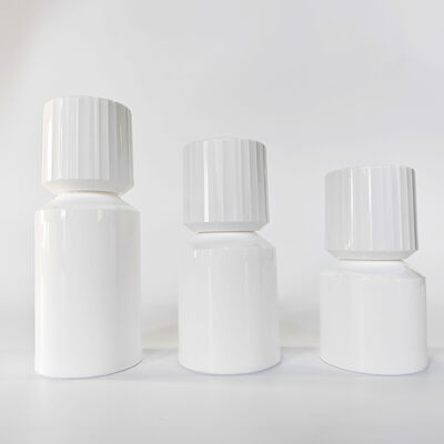Botella de bomba de vacío sin aire de PP blanco 30ml 50ml 80ml 100ml vacía Loción cosmética recargable Contenedor portátil de cuidado de la piel Suero hidratante Botella de vacío para envases de belleza