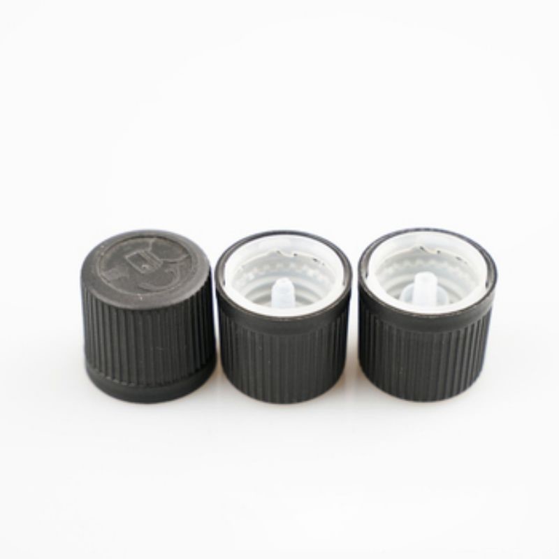 Tapa de plástico negra acanalada y lisa de 20 mm, 24 mm, 28 mm con cierre de rosca, junta de sellado por inducción o junta de sellado sensible a la presión