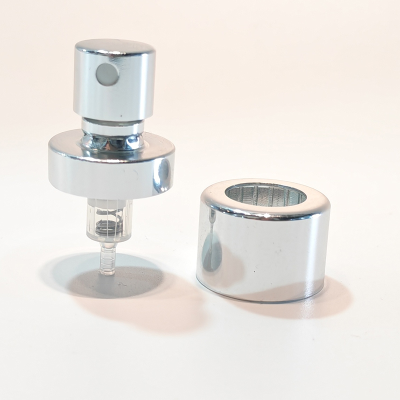 Pulverizador de niebla fina de aluminio de primera calidad con 13mm/15mm/20mm Tamaños de cuello en oro / plata para sellar bien botellas cosméticas