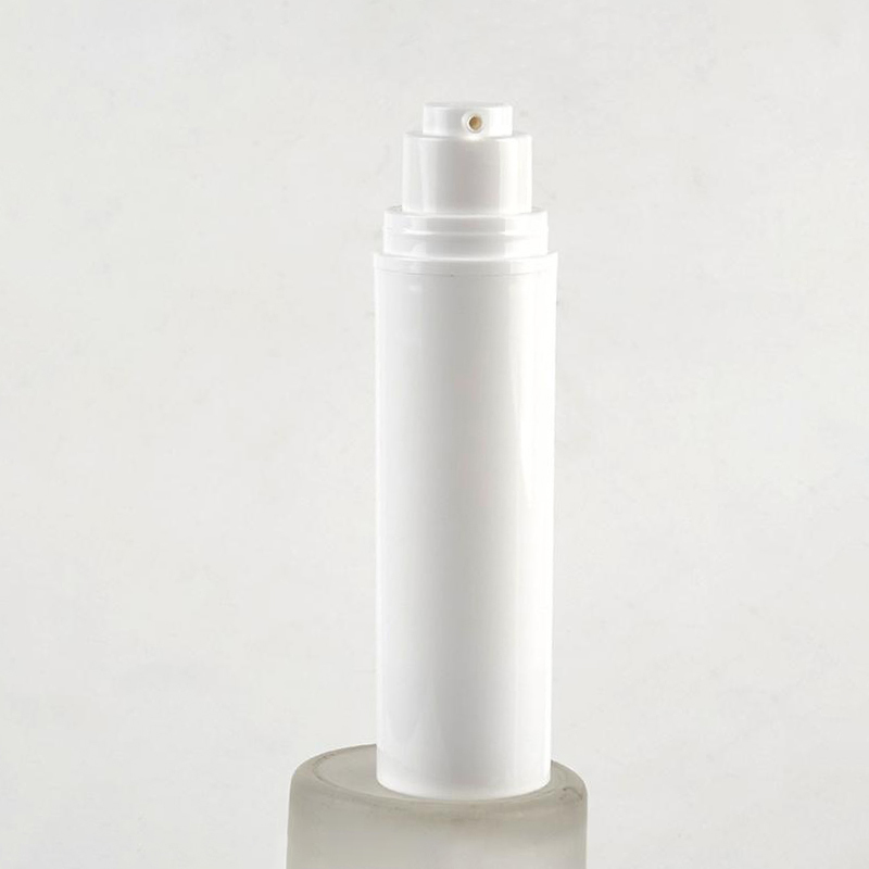 Botella de bomba cosmética sin aire blanca para crema para el cuidado de la piel, loción y sérum